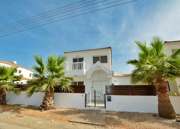 Nissi Palms Villa